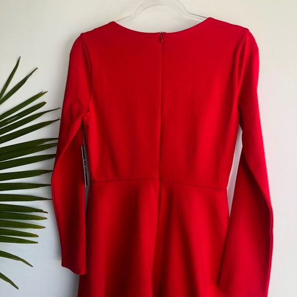 NWT LULU’S Red chic stretchy dress small s - Picture 6 of 8